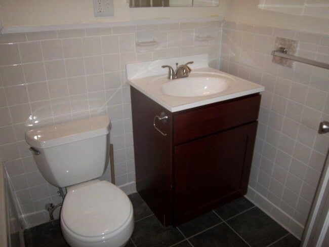 Photo - 212 Hemenway St