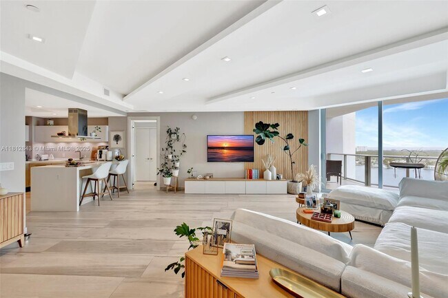 Building Photo - 17111 Biscayne Blvd Unit 2308 Rental