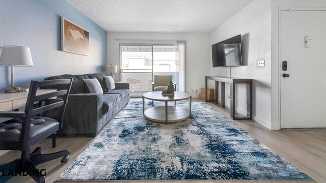 Photo - 1455 E Katie Ave Unidad S28