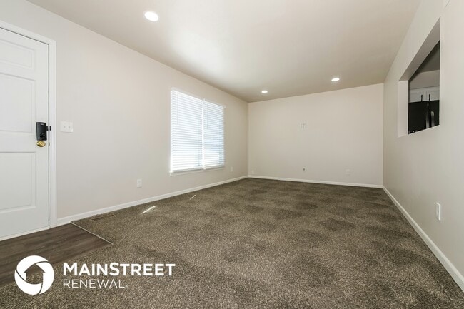 Photo - 8400 N Atkins Ct