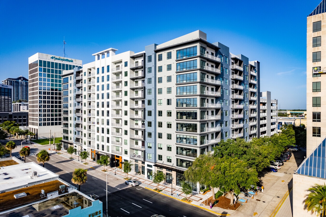 310 N Orange Ave Orlando, FL 32801 - MAA Robinson