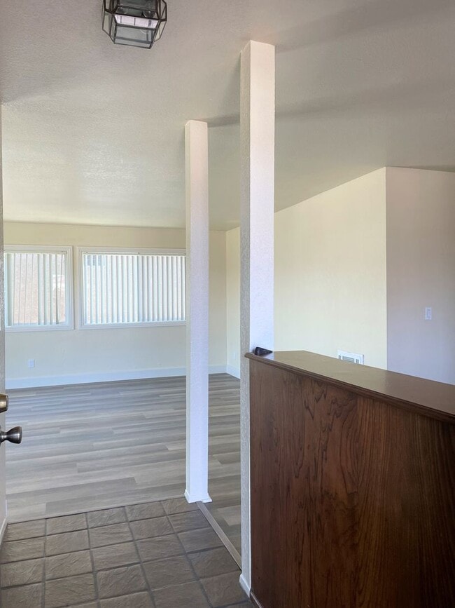 Photo - Open and Spacious 2 Bedroom, 1 Bathroom Apartment in San Pedro Unit 1