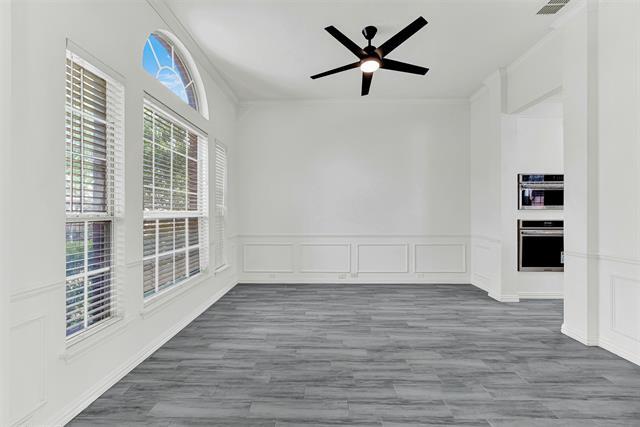 Photo - 1010 Westwood Ct