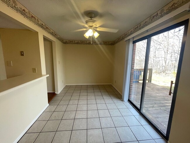 Photo - 122 Kitty Hawk Square