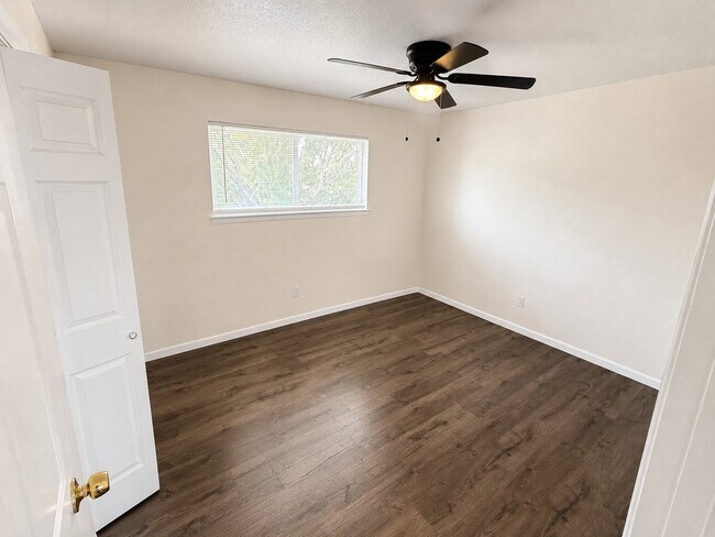 109 Rhonda St Unit A