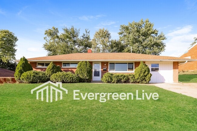 Building Photo - 5063 Sabra Ave