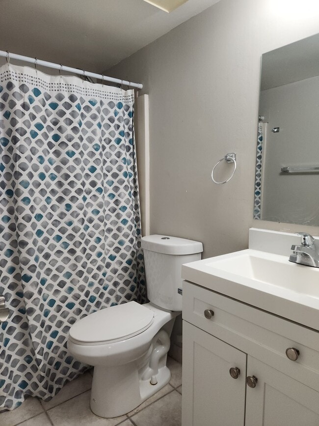 Photo - 3776 N University Dr