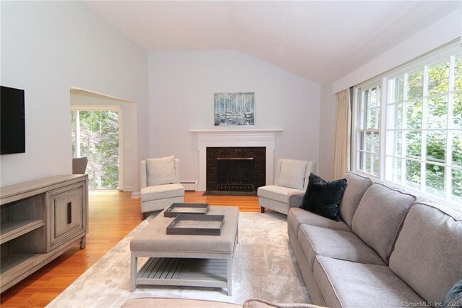 Photo - 177 Brett Rd