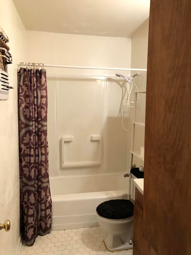 Photo - 3 Bed / 1 Bath Single Family Home in Beaum...