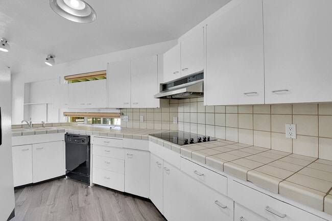 Photo - 27828 Fireweed Dr