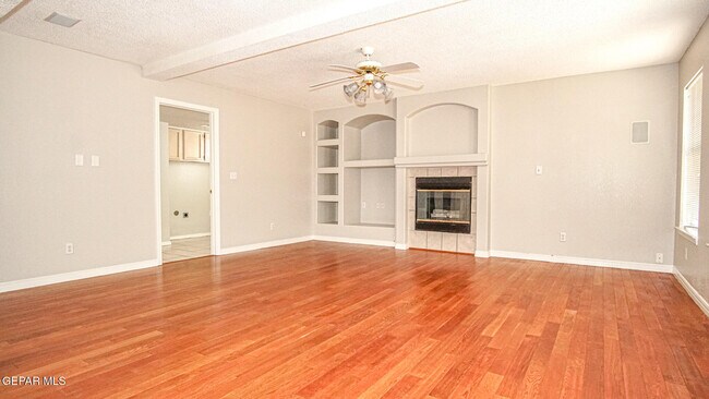 7481 Umbria Dr