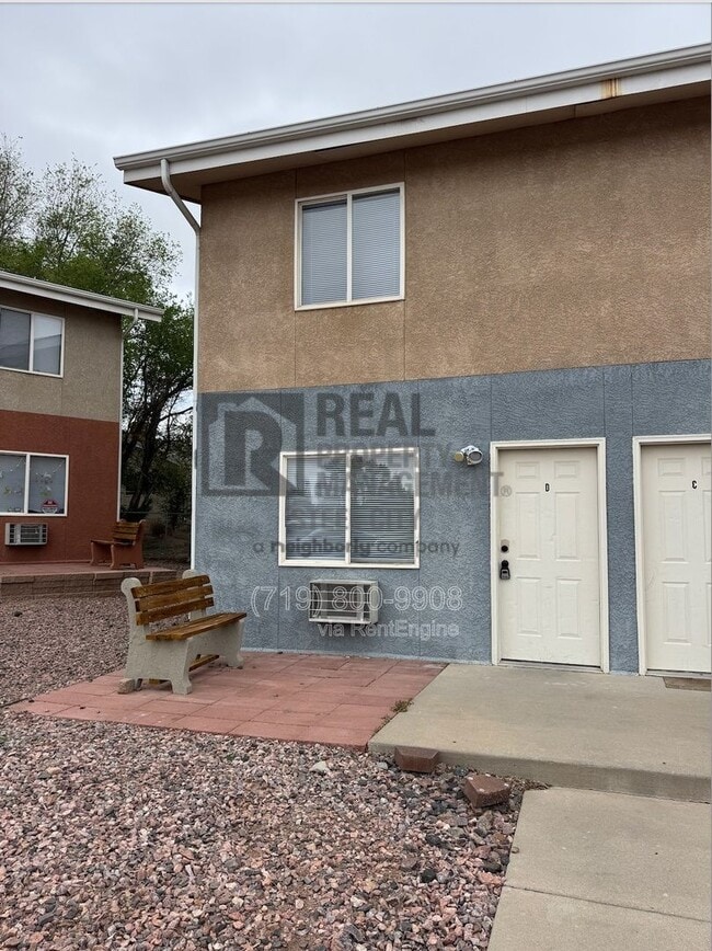 Photo - 1717 Oakshire Ln Unit D