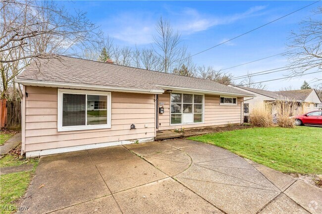 Building Photo - 6531 Kenbridge Rd Rental