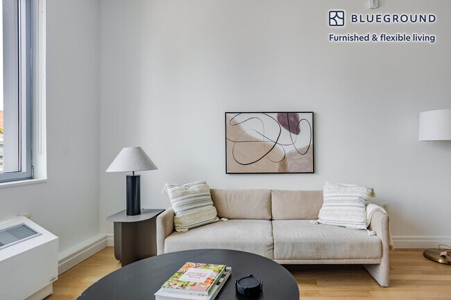550 W 54th St Unit SI FL24-ID2255