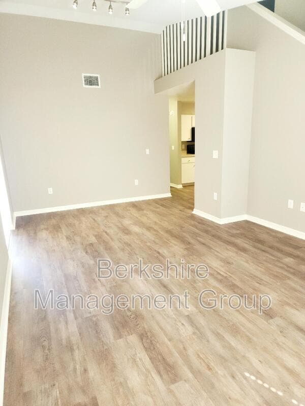 Photo - 1134 Pogonia Dr
