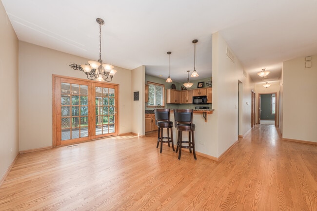 Photo - 1065 Red Clover Dr