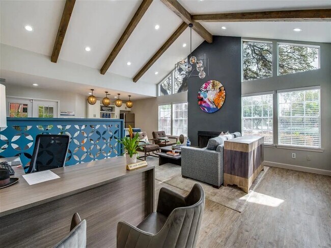 Photo - 7610 Cameron Rd Unit 316