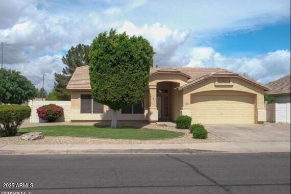 Building Photo - 2032 E Willow Wick Rd Rental