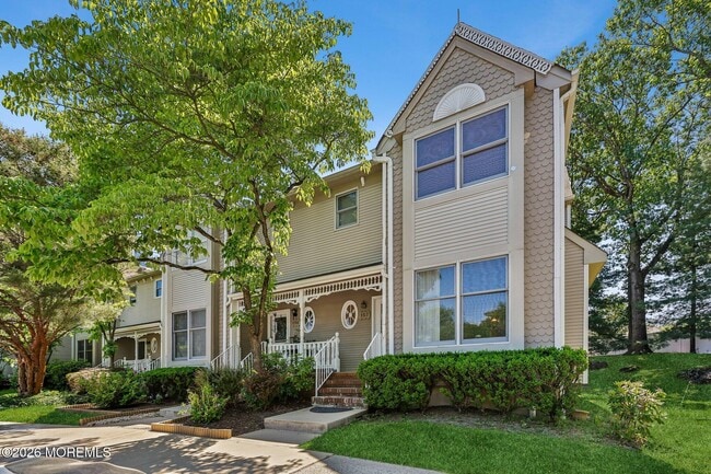 Photo - 157 Northampton Dr