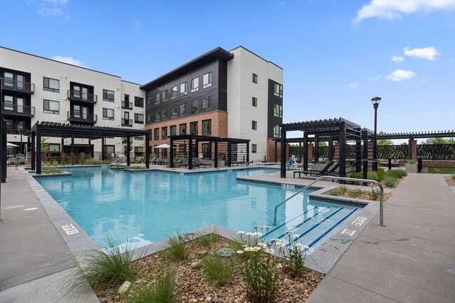Building Photo - Solana Central Park Rental