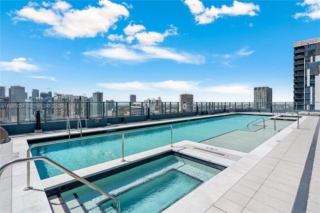 Photo - 121 NE 5th St Unit 2706