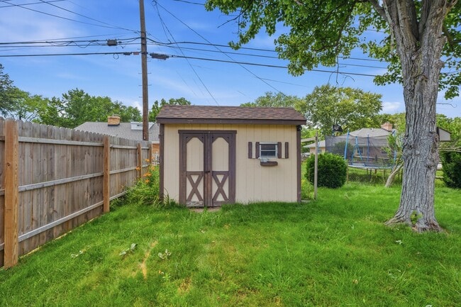 Photo - 1358 Juliet Dr