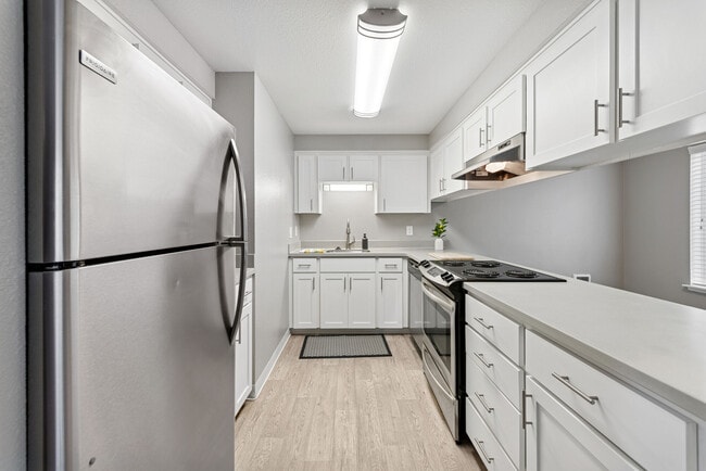 Oak Hill Apartments