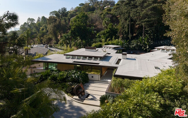 Photo - 1061 Loma Vista Dr