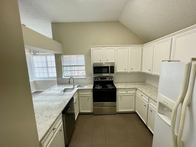 Photo - 3/2 townhouse for rent in Brandon 047!