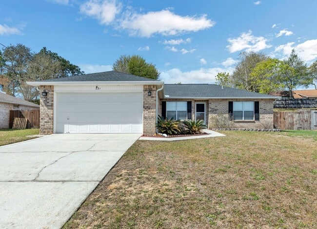 Renovated 3BR/2BA All-Brick Home | South C... - Renovated 3BR/2BA All-Brick Home | South C...