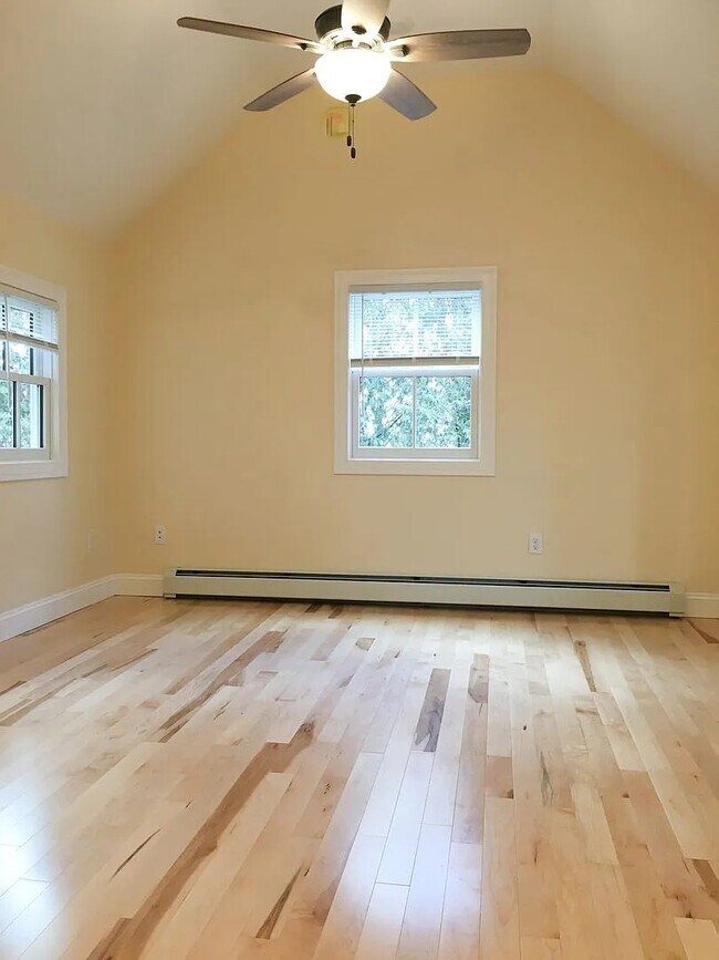 Photo - 33 Intervale Ave Unit 2