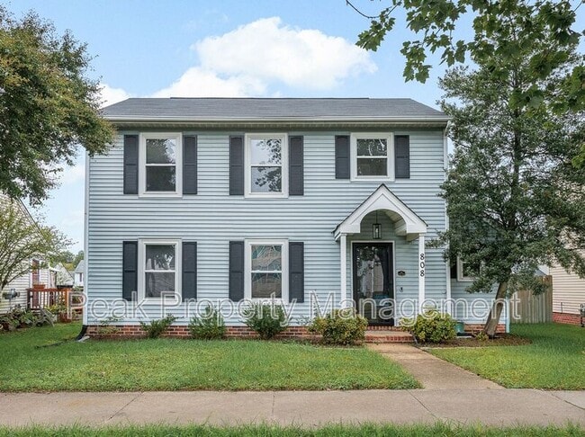 Photo - 808 Admiral Gravely Blvd