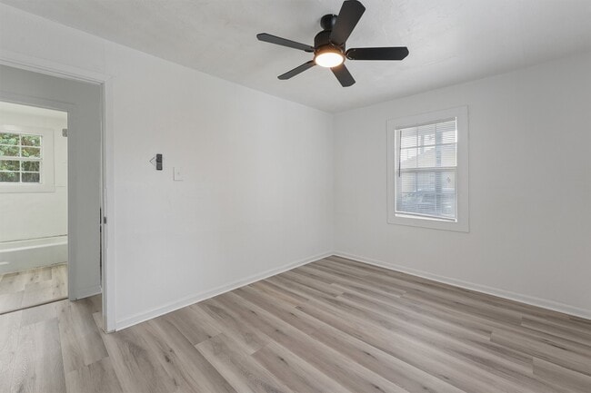 Photo - 8514 Spaulding St