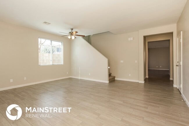 Photo - 15460 W Canterbury Dr