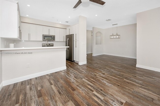 Photo - 4465 SW 160th Ave Unidad 205