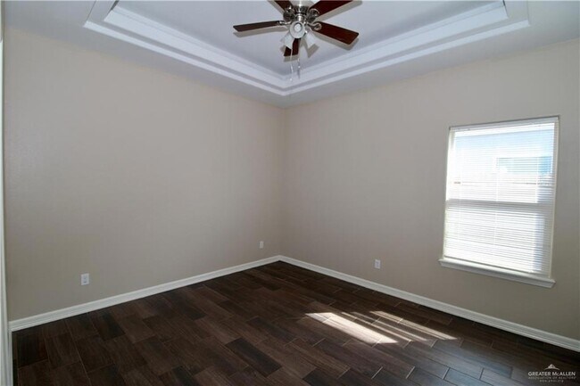 Photo - 2004 Taft St Unit 4