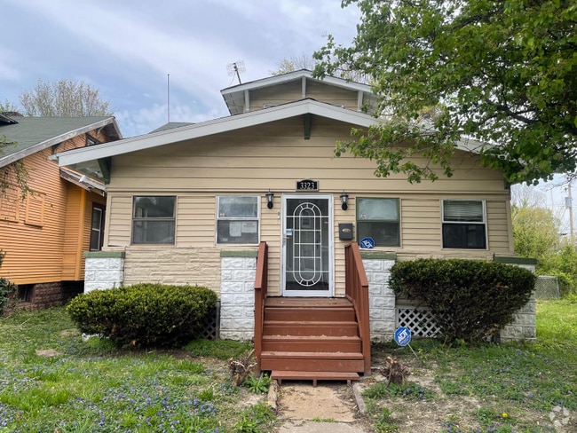 Building Photo - 3323 Trendley Ave Rental