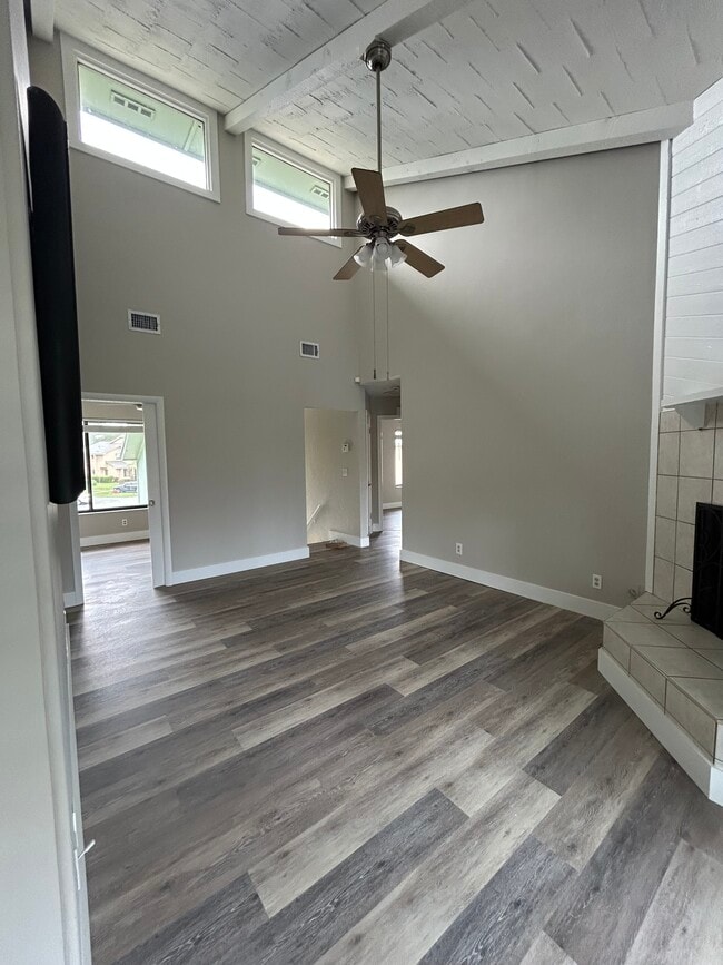 Photo - 114 Blue Heron Dr