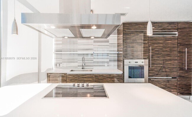 Photo - 1100 Biscayne Blvd Unidad 5401