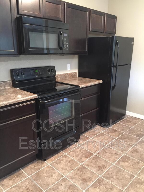 Photo - 1255 S Main St