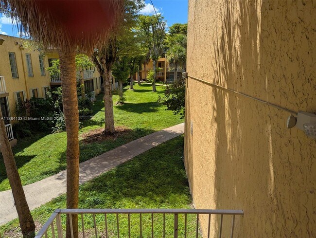 Photo - 13700 SW 62nd St Unit 204