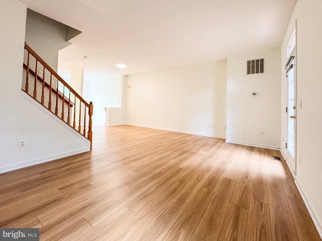 Photo - 11438 Abner Ave