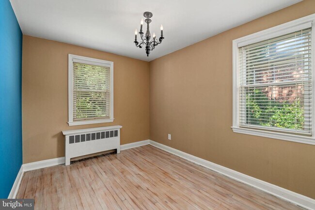 Photo - 5708 Rockspring Rd