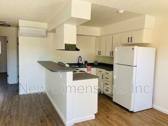 Photo - 192 N Nevada St