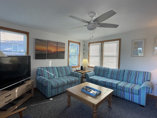 Photo - 58222 Liberator Way Unit SI ID1390488P