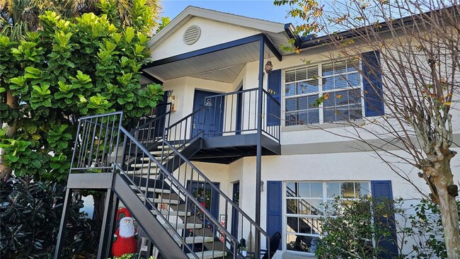 Building Photo - 3651 N Goldenrod Rd Unit C205