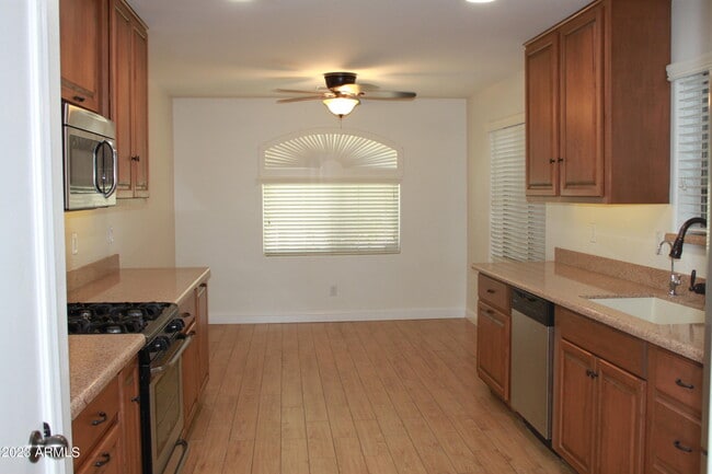 Photo - 1621 E Jacob St