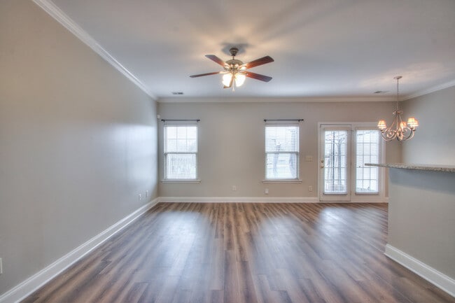 Photo - 735 Tulip Grove Rd