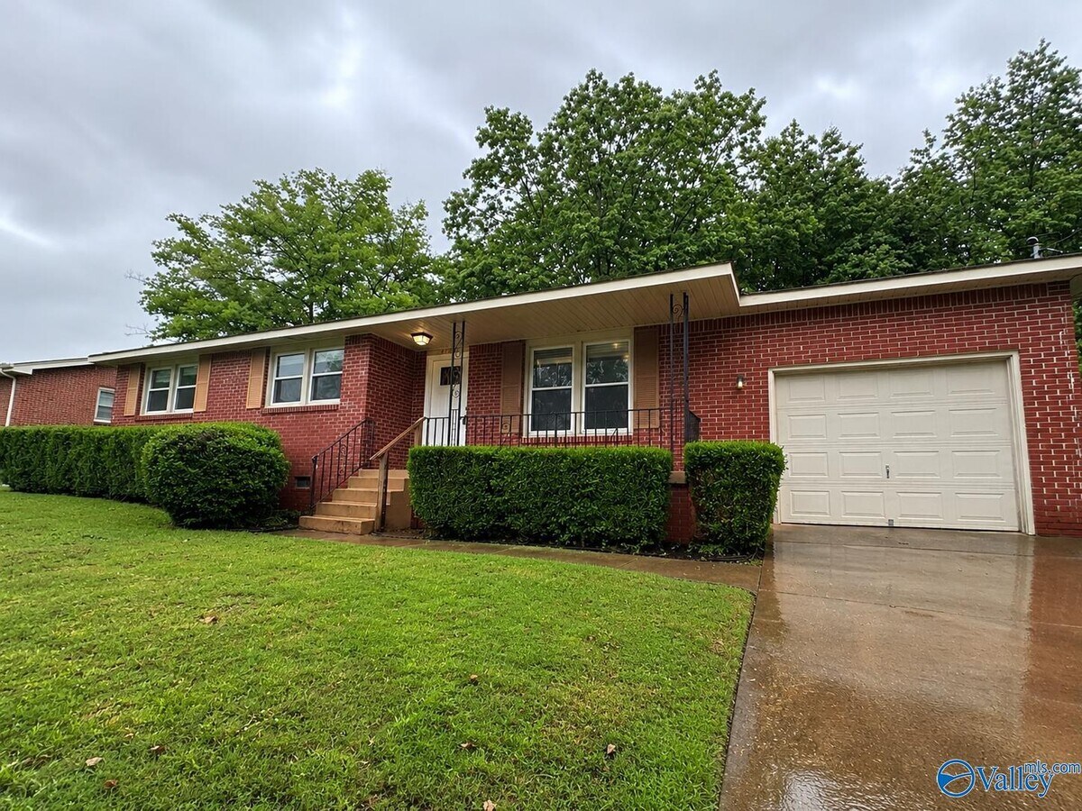 Photo - 3304 Caywood Dr NW