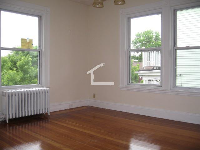 Photo - 72 Hobson St Unit 2